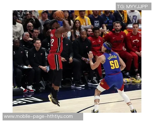 巴特勒半场表现出色8中5砍下16分并贡献6罚7中助力球队争胜 巴特勒半场表现出色8中5砍下16分并贡献6罚7中助力球队争胜